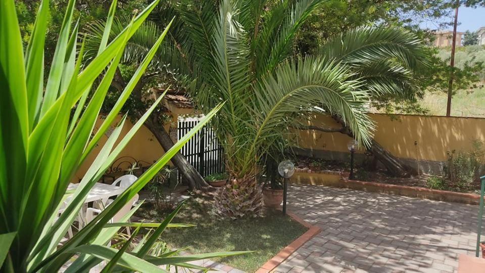 Villa Rahal Racalmuto Buitenkant foto