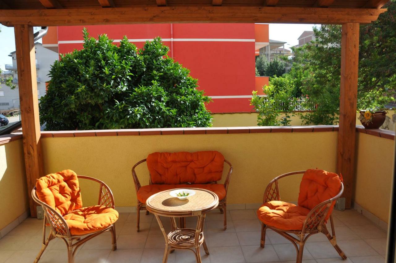 Villa Rahal Racalmuto Buitenkant foto