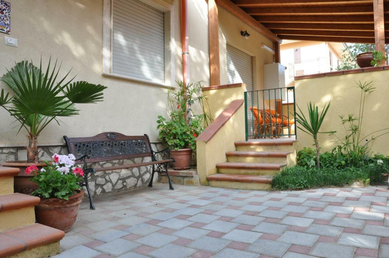 Villa Rahal Racalmuto Buitenkant foto